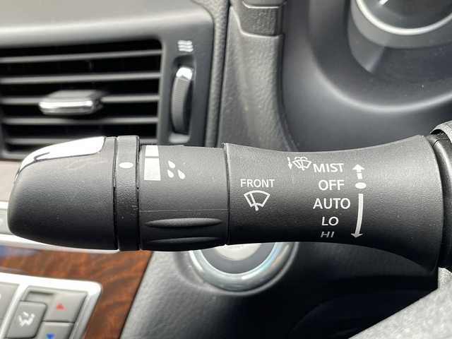 日産 フーガ 250GT Aパッケージ 宮城県 2016(平28)年 9.3万km スーパーブラック (株)IDOMが運営する【じしゃロン仙台店】の自社ローン専用車両になりますこちらは現金またはオートローンご利用時の価格です。自社ローンご希望の方は別途その旨お申付け下さい/純正ナビ/CD/DVD/BT/TV/全方位カメラ/ハーフレザー/スマートキー/プッシュスタート/ETC