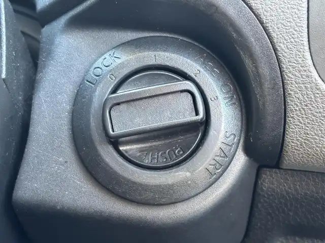 日産 エクストレイル 20X 滋賀県 2009(平21)年 19.5万km ダイヤモンドブラック 純正メモリナビ/・AM/FM/・CD/DVD/・SD/・MusicStocker/・フルセグTV/バックカメラ/ETC/オートマチックヘッドライト/HIDヘッドライト/革巻きステアリング/電動格納ミラー