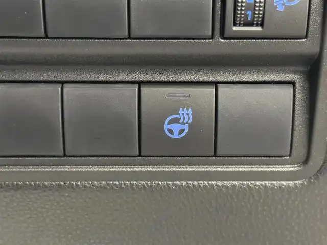 トヨタ ＧＲヤリス RS 群馬県 2021(令3)年 5.5万km プラチナホワイトパールマイカ 安全装備/・横滑り防止/・オートライト/・SOSコール/Tコネクトナビ/・AM/FM/フルセグTV/・Bluetooth/USB/バックカメラ/LEDヘッドライト/LEDフォグランプ/前席シートヒーター/ハンドルヒーター/パドルシフト/オートホールド/電動パーキング/純正ドライブレコーダー/純正フロアマット/純正ドアバイザー/スマートキー/プッシュスタート