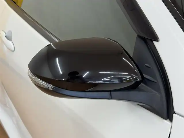 トヨタ ＧＲヤリス RS 群馬県 2021(令3)年 5.5万km プラチナホワイトパールマイカ 安全装備/・横滑り防止/・オートライト/・SOSコール/Tコネクトナビ/・AM/FM/フルセグTV/・Bluetooth/USB/バックカメラ/LEDヘッドライト/LEDフォグランプ/前席シートヒーター/ハンドルヒーター/パドルシフト/オートホールド/電動パーキング/純正ドライブレコーダー/純正フロアマット/純正ドアバイザー/スマートキー/プッシュスタート