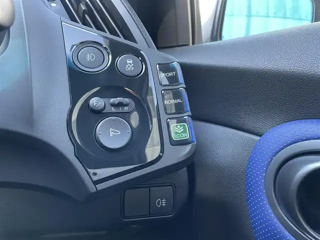 ホンダ ＣＲ－Ｚ MUGEN RZ 埼玉県 2013(平25)年 1.8万km アズールブルーメタリック MUGEN RZ　限定300台//スーパーチャージャー//無限フルエアロ//無限マフラー//無限足回り//無限17インチAW//純正HDDナビ//フルセグTV//バックカメラ//CD&DVD再生//クルーズコントロール//ETC//スマートキー//HIDヘッドライト//ハーフレザーシート//革巻きステアリング//前後ドライブレコーダー//Wエアバッグ＆ABS//横滑り防止装置//前後フォグランプ//オートライト//プライバシーガラス//新車時保証書//取扱説明書