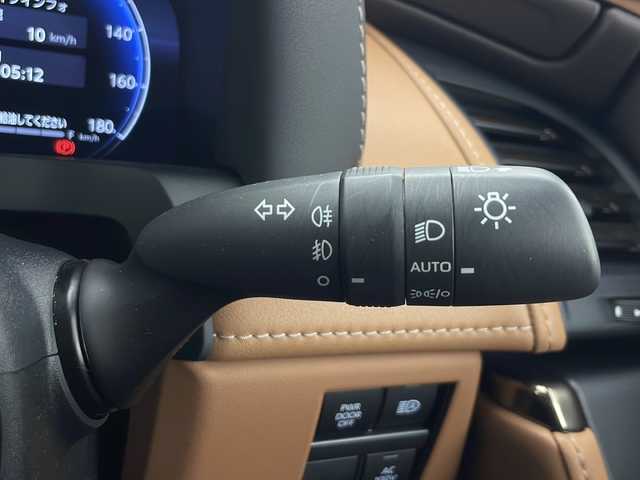 トヨタ ヴェルファイア ハイブリット Z プレミア 秋田県 2024(令6)年 0.9万km ブラック ツインガラスルーフ/純正フリップダウンモニター/トヨタセーフティセンス/純正メーカーナビ/　　フルセグ/AppleCarplay/パノラミックビューモニター/ステアリングヒーター/置くだけ充電/前席シート・セカンドシート　ヒーター・ベンチレーション/運転席シートメモリー/電動サイドステップ/セカンドシート電動リクライニング/デジタルインナーミラー/リアガラスサンシェード/オートハイビーム/パドルシフト/オールオートウィンドウ