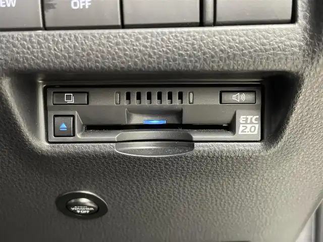 トヨタ ハリアー ハイブリッド Z レザーパッケージ 宮城県 2020(令2)年 4.6万km ホワイトパールクリスタルシャイン 4WD/調光パノラマルーフ/純正12型ナビ/全周囲カメラ/デジタルインナーミラー/BSM/HUD/パワーバックドア/シートヒーター/ベンチレーション/メモリ機能付パワーシート/アダプティブクルーズコントロール/クリアランスソナー/セーフティセンス/フルセグTV/リアスモークフィルム/ウィンドシールドデアイサー/禁煙車