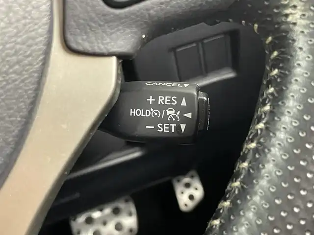 レクサス ＮＸ 300h Fスポーツ 福岡県 2018(平30)年 11万km ホワイトノーヴァガラスフレーク サンルーフ　/純正ナビ　/Ｂカメラ　/ＥＴＣ２．０　/前方ドラレコ　/ＡＣＣ　/コーナーセンサー　/衝突軽減ブレーキ　/レーンキープ　/ＢＳＭ　/ＰＫＳＢ　/パドルシフト　/パワーバックドア　/シートベンチレーション　/ＬＥＤ