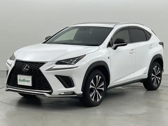 レクサス ＮＸ 300h Fスポーツ 福岡県 2018(平30)年 11万km ホワイトノーヴァガラスフレーク サンルーフ　/純正ナビ　/Ｂカメラ　/ＥＴＣ２．０　/前方ドラレコ　/ＡＣＣ　/コーナーセンサー　/衝突軽減ブレーキ　/レーンキープ　/ＢＳＭ　/ＰＫＳＢ　/パドルシフト　/パワーバックドア　/シートベンチレーション　/ＬＥＤ