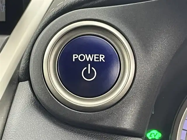 レクサス ＮＸ 300h Fスポーツ 福岡県 2018(平30)年 11万km ホワイトノーヴァガラスフレーク サンルーフ　/純正ナビ　/Ｂカメラ　/ＥＴＣ２．０　/前方ドラレコ　/ＡＣＣ　/コーナーセンサー　/衝突軽減ブレーキ　/レーンキープ　/ＢＳＭ　/ＰＫＳＢ　/パドルシフト　/パワーバックドア　/シートベンチレーション　/ＬＥＤ