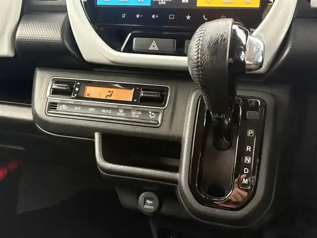スズキ ハスラー HYBRID X ターボ 徳島県 2020(令2)年 1.6万km フェニックスレッドパール/ガンメタリック2トーンルーフ 全方位モニター付メモリーナビ装着車/（Bluetooth/フルセグ/CD/DVD/AppleCarPlay/androidauto/USB）/スズキセーフティサポート/・デュアルブレーキサポート/・後退時ブレーキサポート/・誤発進抑制機能装置/・後方誤発進抑制機能装置/・車線逸脱抑制希望/・車線逸脱警報機能/・ふらつき警報/・標識認識機能/・アダプティブクルーズコントロール/・先行車発信お知らせ機能/・全方位カメラ/ターボ/シートヒーター/前後ドライブレコーダー/プッシュスタート/スマートキー