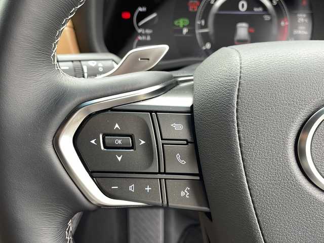 レクサス ＬＸ 600 新潟県 2024(令6)年 0.2万km マンガンラスター ワンオーナー/茶革シート（全席パワーシート）/シートベンチレーション　ヒーター/サンルーフ/純正エアロ（Ｆ、Ｒ）/カラードステップ/純正OP22インチAW/マークレビンソンサウンド/純正ナビ　フルセグ/全周囲カメラ/リアエンターテインメント/デジタルインナーミラー/セーフティセンス/クールボックス/ルーフレール/置くだけ充電/LEDヘッドライト/スマートキー×２/カードキー/保証書、取説