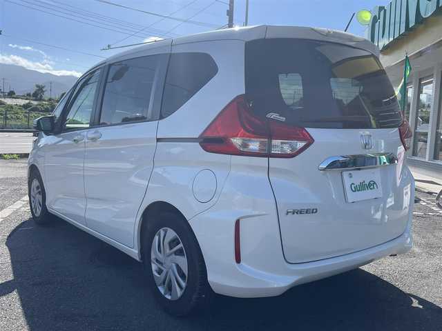 ホンダ フリード G ホンダセンシング 神奈川県 2018(平30)年 3.9万km ホワイトオーキッドパール 保証書/取扱説明書/純正ナビ（VXM-185VFi）/AM・FM・CD・DVD・BT・SD・フルセグTV/バックカメラ/econシステム/追従クルーズコントロール/衝突軽減システム/両側パワースライドドア/フォグランプ/LEDヘッドライト/オートライト/スマートキー/３列シート/ウォークスルー
