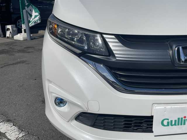 ホンダ フリード G ホンダセンシング 神奈川県 2018(平30)年 3.9万km ホワイトオーキッドパール 保証書/取扱説明書/純正ナビ（VXM-185VFi）/AM・FM・CD・DVD・BT・SD・フルセグTV/バックカメラ/econシステム/追従クルーズコントロール/衝突軽減システム/両側パワースライドドア/フォグランプ/LEDヘッドライト/オートライト/スマートキー/３列シート/ウォークスルー