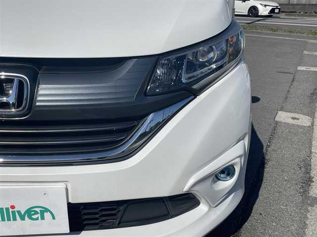 ホンダ フリード G ホンダセンシング 神奈川県 2018(平30)年 3.9万km ホワイトオーキッドパール 保証書/取扱説明書/純正ナビ（VXM-185VFi）/AM・FM・CD・DVD・BT・SD・フルセグTV/バックカメラ/econシステム/追従クルーズコントロール/衝突軽減システム/両側パワースライドドア/フォグランプ/LEDヘッドライト/オートライト/スマートキー/３列シート/ウォークスルー