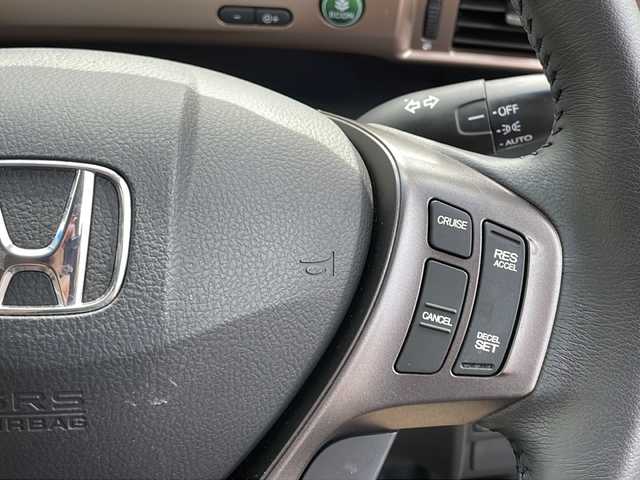 ホンダ フリード ハイブリット プレミアムエディション 長野県 2016(平28)年 11.1万km プレミアムスパークルブラックパール (株)IDOMが運営する【じしゃロン長野店】の自社ローン専用車両になります/こちらは現金またはオートローンご利用時の価格です。自社ローンご希望の方は別途その旨お申付け下さい./社外ナビ（CD/DVD/BT）/バックカメラ/クルーズコントロール/両側パワースライドドア/ステアリングスイッチ/ビルトインETC/前後コーナーセンサー/電動格納ミラー/純正フロアマット/フリップダウンモニター