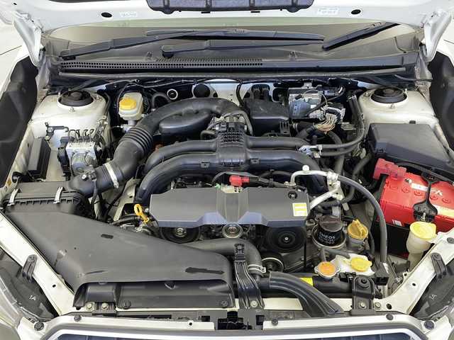 スバル インプレッサ スポーツ 2．0i－S 栃木県 2014(平26)年 7.4万km サテンホワイトパール 社外SDナビ/ワンセグ/Bluetooth/バックカメラ/DVD再生可能/ETC/パドルシフト/クルーズコントロール/リモコンキー×２/ハーフレザー/電動格納ミラー/フォグランプ/純正アルミホイール/純正フロアマット/保証書/取扱説明書