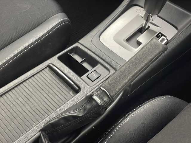 スバル インプレッサ スポーツ 2．0i－S 栃木県 2014(平26)年 7.4万km サテンホワイトパール 社外SDナビ/ワンセグ/Bluetooth/バックカメラ/DVD再生可能/ETC/パドルシフト/クルーズコントロール/リモコンキー×２/ハーフレザー/電動格納ミラー/フォグランプ/純正アルミホイール/純正フロアマット/保証書/取扱説明書