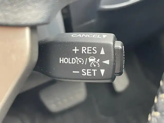 レクサス ＣＴ 200h バージョンC 滋賀県 2018(平30)年 3.8万km ディープブルーマイカ 純正SDナビ/・フルセグTV/・CD/DVD/BD/・Bluetooth/・USB/・バックカメラ/ETC/コーナーセンサー/レーダークルーズコントロール/プリクラッシュセーフティー/レーンキープアシスト/パーキングアシスト/オートライト/オートハイビーム/フォグランプ/電格ウィンカーミラー/パワーシート/シートヒーター/メモリーシート/革巻きステアリング/スマートキー/スペアキー