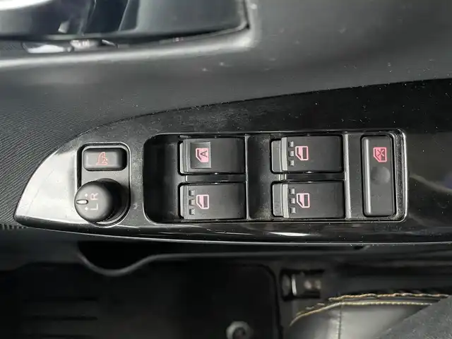 ダイハツ タント カスタム RS スマセレSA&SN 鳥取県 2014(平26)年 8.1万km パールホワイトⅢ (株)IDOMが運営する【じしゃロン鳥取店】の自社ローン専用車両になります。こちらは現金またはオートローンご利用時の価格です。自社ローンご希望の方は別途その旨お申付け下さい/社外ナビ（AVIC-RW810）/・フルセグTV/・AM/FM/・CD/DVD/・Bluetooth接続/両側パワースライドドア/バックカメラ/スマートアシスト/LEDヘッドライト/スマートキー/スペアキー1本/ETC