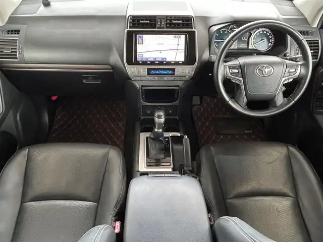 トヨタ ランドクルーザー プラド TX Lパッケージ 茨城県 2020(令2)年 2.8万km アティチュードブラックマイカ 純正ナビ/CD/DVD/BT/HDMI/モデリスタエアロ(フロント・リア)/純正オプション19インチアルミホイール/4WD/バックカメラ/黒革シート/レーダークルーズコントロール/衝突被害軽減ブレーキ/レーンキープアシスト/前席パワーシート/前席シートヒーター/エアシート/LEDヘッドライト/オートライト/ラゲッジマット/プッシュスタート/スペアキー/フロアマット