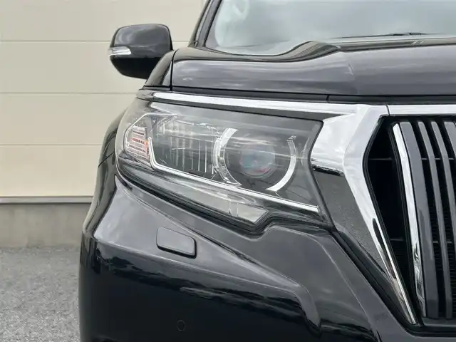トヨタ ランドクルーザー プラド TX Lパッケージ 茨城県 2020(令2)年 2.8万km アティチュードブラックマイカ 純正ナビ/CD/DVD/BT/HDMI/モデリスタエアロ(フロント・リア)/純正オプション19インチアルミホイール/4WD/バックカメラ/黒革シート/レーダークルーズコントロール/衝突被害軽減ブレーキ/レーンキープアシスト/前席パワーシート/前席シートヒーター/エアシート/LEDヘッドライト/オートライト/ラゲッジマット/プッシュスタート/スペアキー/フロアマット