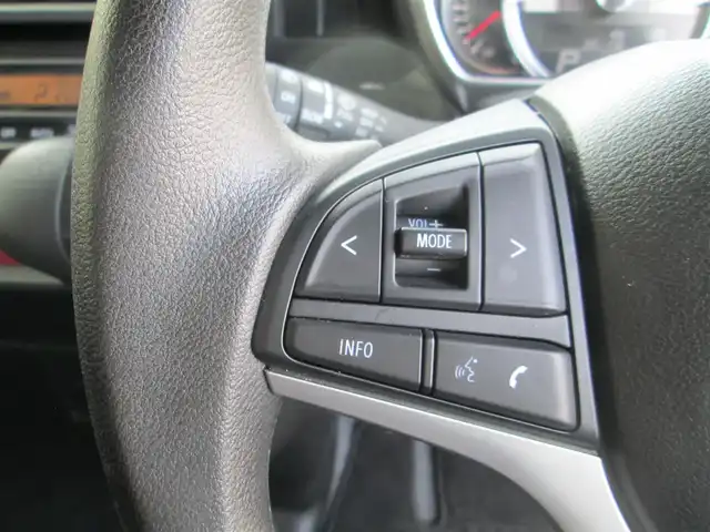スズキ スペーシア カスタム HYBRID GS 千葉県 2021(令3)年 0.3万km ピュアホワイトP ワンオーナー/社外ナビ【DVD/CD/BT/SD/USB】/デュアルカメラブレーキサポート/LEDヘッドライト&LEDフォグランプ/片側パワースライドドア/レーダークルーズコントロール/車線逸脱防止警報/アイドリングストップ/ナビ連動ステアリングスイッチ/運転席シートヒーター/リアコーナーセンサー/スペアキー/取扱説明書/新車時保証書