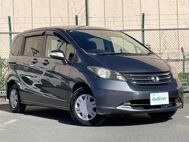 ホンダ フリード Gエアロ ジャストセレクション 東京都 2010(平22)年 8.4万km ポリッシュドメタルメタリック カロッツェリアナビ /＜フルセグ/AMFM/BT/CD/DVD/SD＞/リア左側パワースライドドア/リア両側イージークローザー/バックカメラ/ドライブレコーダー/ETC/ディスチャージヘッドライト/オートライトコントロール/フルオートエアコン/電動格納ミラー/SRSエアバッグ（運転席/助手席）/純正フロアマット/ウォークスルー