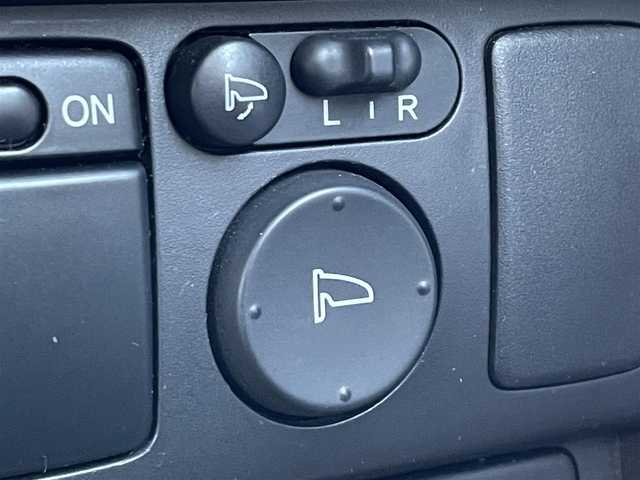 ホンダ フリード Gエアロ ジャストセレクション 東京都 2010(平22)年 8.4万km ポリッシュドメタルメタリック カロッツェリアナビ /＜フルセグ/AMFM/BT/CD/DVD/SD＞/リア左側パワースライドドア/リア両側イージークローザー/バックカメラ/ドライブレコーダー/ETC/ディスチャージヘッドライト/オートライトコントロール/フルオートエアコン/電動格納ミラー/SRSエアバッグ（運転席/助手席）/純正フロアマット/ウォークスルー