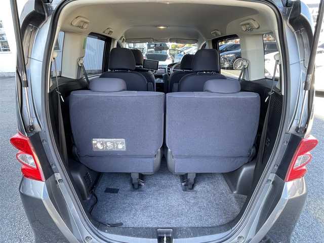 ホンダ フリード Gエアロ ジャストセレクション 東京都 2010(平22)年 8.4万km ポリッシュドメタルメタリック カロッツェリアナビ /＜フルセグ/AMFM/BT/CD/DVD/SD＞/リア左側パワースライドドア/リア両側イージークローザー/バックカメラ/ドライブレコーダー/ETC/ディスチャージヘッドライト/オートライトコントロール/フルオートエアコン/電動格納ミラー/SRSエアバッグ（運転席/助手席）/純正フロアマット/ウォークスルー