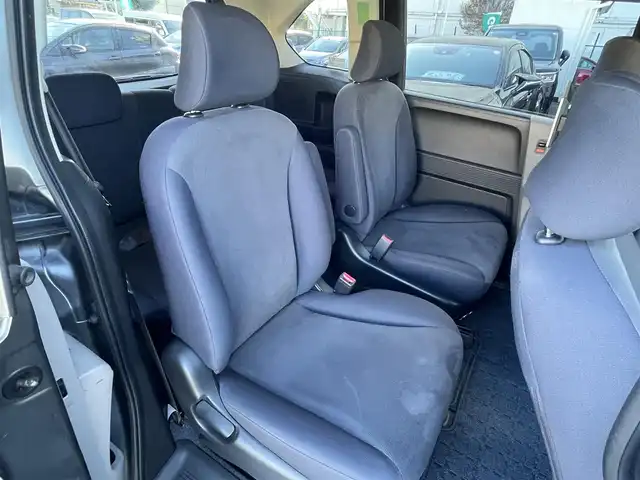 ホンダ フリード Gエアロ ジャストセレクション 東京都 2010(平22)年 8.4万km ポリッシュドメタルメタリック カロッツェリアナビ /＜フルセグ/AMFM/BT/CD/DVD/SD＞/リア左側パワースライドドア/リア両側イージークローザー/バックカメラ/ドライブレコーダー/ETC/ディスチャージヘッドライト/オートライトコントロール/フルオートエアコン/電動格納ミラー/SRSエアバッグ（運転席/助手席）/純正フロアマット/ウォークスルー