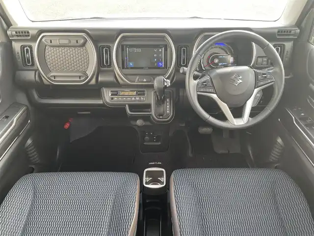 スズキ ハスラー Jスタイル Ⅱ ターボ 熊本県 2024(令6)年 1.1万km クールカーキパールメタリック/ソフトベージュメタリック 社外ディスプレイオーディオ/BT/CD/DVD/AM/FM/ETC/D/Nシートヒーター/衝突軽減ブレーキ/レーンキープアシスト/横滑り防止装置/標識認識機能/ふらつき警報/先行車発進お知らせ/誤発進抑制機能/レーダークルーズコントロール/革巻きステアリング/・ステアリングリモコン/・パドルシフト/純正フロアマット/オートライト/LEDヘッドライト/電動格納ミラー/・ミラーウィンカー/アイドリングストップ/純正AW/ルーフレール/プッシュスタート/スペアキー×１