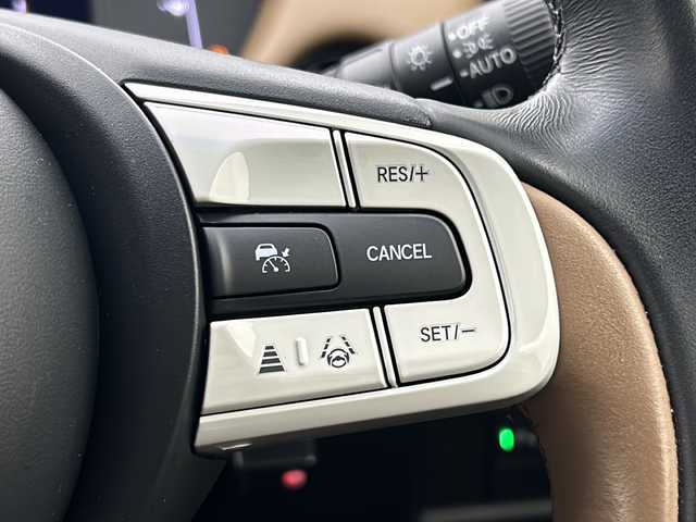 ホンダ フィット リュクス 宮城県 2020(令2)年 1.1万km クリスタルブラックパール 純正9型ナビ/(AM/FM/TV/BT/SD/USB/iPod/CD/DVD)/バックカメラ/ETC/前後ドライブレコーダー/アダプティブクルーズコントロール/ハーフレザー/シートヒーター/プッシュスタート/スマートキー/オートライト/オートマチックハイビーム/LEDヘッドライト/フォグランプ/ヘッドライトレベライザー/純正フロアマット/純正16インチアルミホイール/禁煙車