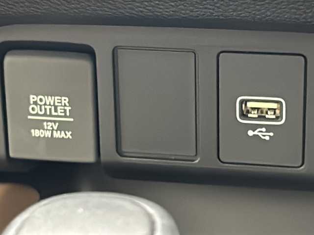 ホンダ フィット リュクス 宮城県 2020(令2)年 1.1万km クリスタルブラックパール 純正9型ナビ/(AM/FM/TV/BT/SD/USB/iPod/CD/DVD)/バックカメラ/ETC/前後ドライブレコーダー/アダプティブクルーズコントロール/ハーフレザー/シートヒーター/プッシュスタート/スマートキー/オートライト/オートマチックハイビーム/LEDヘッドライト/フォグランプ/ヘッドライトレベライザー/純正フロアマット/純正16インチアルミホイール/禁煙車