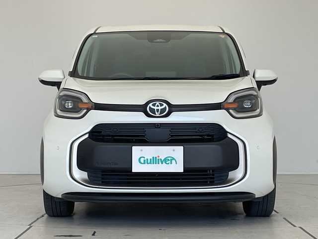 トヨタ シエンタ Z 愛知県 2023(令5)年 4.2万km ホワイトパールクリスタルシャイン トヨタセーフティセンス/純正10.5型DAナビ/フリップダウンモニター/全方位カメラ/両側パワースライドドア/レーダークルーズコントロール/シートヒーター/バックカメラ/コーナーセンサー/ブラインドスポットモニター/LEDヘッドライト/ステアリングヒーター/オートマチックハイビーム/ETC/衝突軽減システム/フルセグ/Bluetooth/ステアリングスイッチ/スマートキー/プッシュスタート