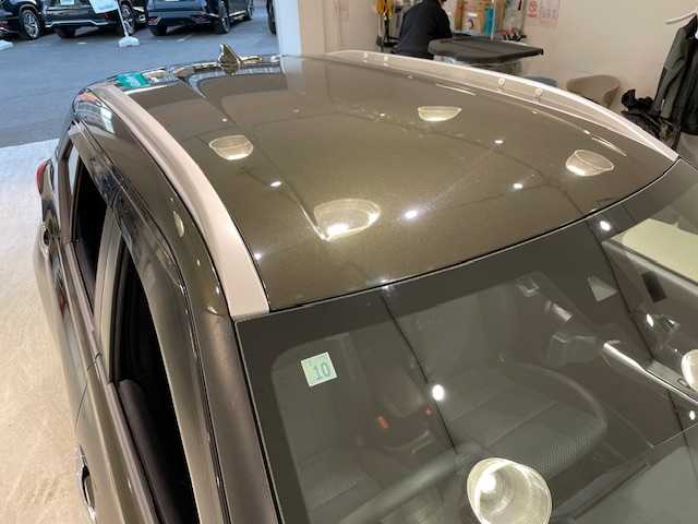 日産 キックス X 宮城県 2020(令2)年 6.7万km チタニウムカーキ プロパイロット/・エマージェンシーブレーキ/・車線逸脱警報装置/・車線逸脱防止支援システム/・クリアランスソナー/純正ナビ/・フルセグTV/Bluetooth/CD/DVD/・ビルドインETC/・全方位カメラ/・ドライブレコーダー/・デジタルインナーミラー/アイドリングストップ/電子パーキング/・オートブレーキホールド/革巻きステアリング/・ステアリングスイッチ/・ステアリングヒーター/プッシュスタート/・スマートキー/LEDヘッドライト/・オートライト/・オートハイビーム/純正フロアマット/純正アルミホイール/ドアバイザー/ルーフレール/社外17インチAW付スタッドレスタイヤ積込み/ ・205/55/R17  5mm