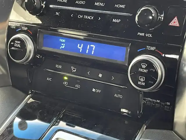 トヨタ アルファード S タイプゴールド 埼玉県 2021(令3)年 2.5万km ホワイトパールクリスタルシャイン ツインムーンルーフ　純正９インチディスプレイオーディオ　純正フリップダウンモニター　三眼ＬＥＤヘッドライト　パワースライドドア　パワーバックドア　レーダークルーズコントロール　セーフティセンス