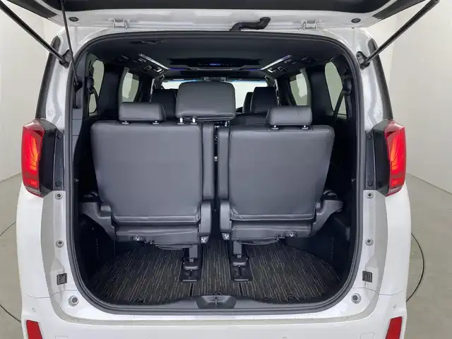トヨタ アルファード S タイプゴールド 埼玉県 2021(令3)年 2.5万km ホワイトパールクリスタルシャイン ツインムーンルーフ　純正９インチディスプレイオーディオ　純正フリップダウンモニター　三眼ＬＥＤヘッドライト　パワースライドドア　パワーバックドア　レーダークルーズコントロール　セーフティセンス