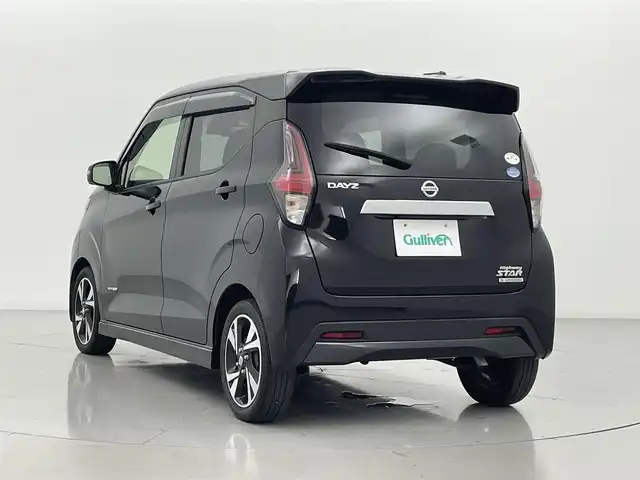 日産 デイズ HWS G ターボ プロパイロットED 熊本県 2020(令2)年 3.8万km ブラック 純正9インチSDナビ【MM319D-L】/Bluetoothオーディオ/DVD再生機能/アラウンドビューモニター/フルセグテレビ/インテリジェントエマージェンシーブレーキ/プロパイロット/純正前方ドライブレコーダー/ETC/ビークルダイナミックコントロール/ヒルスタートアシスト/レーンキープアシスト/車線逸脱防止支援システム/横滑り防止/アイドリングストップ/電動パーキング/前後クリアランスソナー/オートライト/オートマチックハイビーム/LEDヘッドライト/フォグライト/スマートキー/プッシュアップスタート/USB電源ソケット/純正フロアマット/15インチ純正アルミホイール/ドアバイザー/取扱説明書