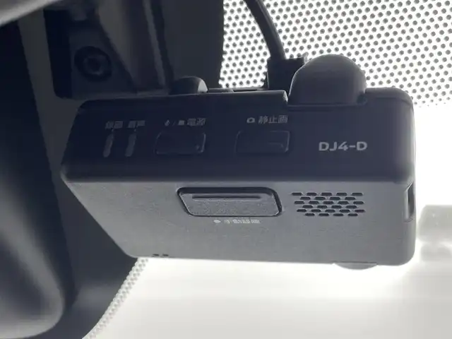 日産 デイズ HWS G ターボ プロパイロットED 熊本県 2020(令2)年 3.8万km ブラック 純正9インチSDナビ【MM319D-L】/Bluetoothオーディオ/DVD再生機能/アラウンドビューモニター/フルセグテレビ/インテリジェントエマージェンシーブレーキ/プロパイロット/純正前方ドライブレコーダー/ETC/ビークルダイナミックコントロール/ヒルスタートアシスト/レーンキープアシスト/車線逸脱防止支援システム/横滑り防止/アイドリングストップ/電動パーキング/前後クリアランスソナー/オートライト/オートマチックハイビーム/LEDヘッドライト/フォグライト/スマートキー/プッシュアップスタート/USB電源ソケット/純正フロアマット/15インチ純正アルミホイール/ドアバイザー/取扱説明書