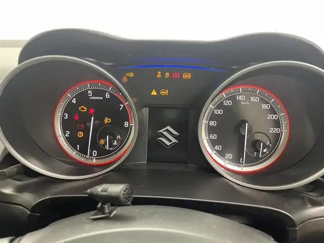 スズキ スイフト RS 茨城県 2018(平30)年 5.2万km スーパーブラックパール 純正ナビ/フルセグ/ETC/ドラレコ/シートヒーター/純正16インチAW/LEDヘッドライト/スマートキー