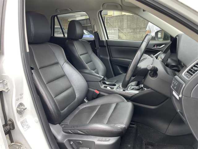 マツダ ＣＸ－５ XD Lパッケージ 東京都 2015(平27)年 5.4万km クリスタルホワイトパールマイカ ワンオーナー/4WD/ターボ/純正HDDナビ/ (フルセグTV/Bluetooth/DVD/USB)/バックカメラ・サイドカメラ/レザーシート/前席パワーシート/前席シートヒーター/i-ACTIVSENSE/・マツダレーダークルーズコントロール（MRCC）/・スマートブレーキサポート（SBS）/・アドバンストスマートシティブレーキサポート（アドバンストSCBS）/・レーンキープアシストシステム＆車線逸脱警報システム（LAS & LDWS）/・ブラインドスポットモニタリング（BSM）/横滑り防止装置/純正19インチアルミホイール/スマートキー/オートライト/純正LEDヘッドライト/純正フロアマット/保証書/取扱説明書