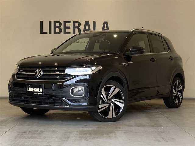 フォルクスワーゲン ＶＷ Ｔ－クロス TSI Rライン 熊本県 2022(令4)年 2.6万km ディープブラックパールエフェクト ・スマートキー/・プッシュスタート/・FrontAssist/・レーンキープアシスト/・ブラインドスポットモニター/・疲労検知/・プロアクティブ・オキュバント・プロテクション/・リアクロストラフィックアラート/・クルーズコントロール(追従式)/・ハーフレザーシート/・純正メモリナビ/　【Bluetooth・USB・AppleCarPlay・AndroidAuto】/・フルセグTV/・バックカメラ/・ETC2.0/・ドライブレコーダー(前方録画)/・LEDヘドランプ/・フォグランプ/・保証書/取説