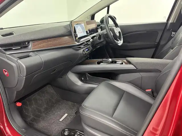 日産 オーラ G  90周年記念車 埼玉県 2024(令6)年 1.3万km ガーネットレッド/スーパーブラック 2トーン ＢＯＳＥサウンド　/純正ナビ　/フルセグＴＶ　/アラウンドビューモニター　/エマージェンシーブレーキ　/プロパイロット　/レザーシート　/デジタルインナーミラー　/ビルトインＥＴＣ２．０　/ステアリングヒーター　/純正ＡＷ１７インチ/純正フロアマット/シートヒーターＤ＋Ｎ席/レザーシート/ＬＥＤヘッドライト