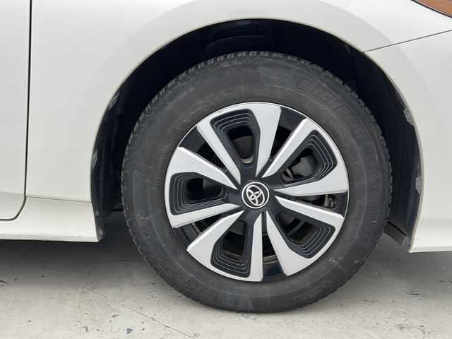 トヨタ プリウス ＰＨＶ S ナビパッケージ 宮城県 2017(平29)年 7.5万km ホワイトパールクリスタルシャイン トヨタセーフティセンス/・プリクラッシュセーフティ/・レーンディパーチャーアラート/・レーダークルーズコントロール/・オートハイビーム/純正11インチTコネクトナビ/・BT.USB/フルセグTV/バックモニター/ビルトインETC2.0/前席シートヒーター/ステアリングヒーター/LEDヘッドライト/LEDフォグランプ/アイドリングストップ/横滑り防止装置/プッシュスタート/スマートキー/純正15インチアルミホイール/純正フロアマット/トノカバー