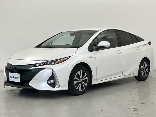 トヨタ プリウス ＰＨＶ S ナビパッケージ 宮城県 2017(平29)年 7.5万km ホワイトパールクリスタルシャイン トヨタセーフティセンス/・プリクラッシュセーフティ/・レーンディパーチャーアラート/・レーダークルーズコントロール/・オートハイビーム/純正11インチTコネクトナビ/・BT.USB/フルセグTV/バックモニター/ビルトインETC2.0/前席シートヒーター/ステアリングヒーター/LEDヘッドライト/LEDフォグランプ/アイドリングストップ/横滑り防止装置/プッシュスタート/スマートキー/純正15インチアルミホイール/純正フロアマット/トノカバー