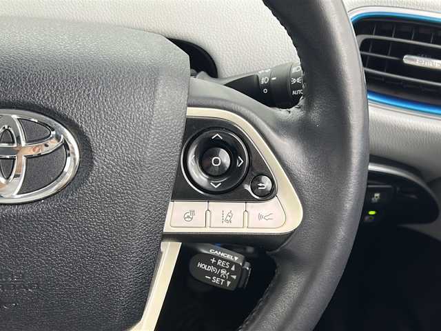 トヨタ プリウス ＰＨＶ S ナビパッケージ 宮城県 2017(平29)年 7.5万km ホワイトパールクリスタルシャイン トヨタセーフティセンス/・プリクラッシュセーフティ/・レーンディパーチャーアラート/・レーダークルーズコントロール/・オートハイビーム/純正11インチTコネクトナビ/・BT.USB/フルセグTV/バックモニター/ビルトインETC2.0/前席シートヒーター/ステアリングヒーター/LEDヘッドライト/LEDフォグランプ/アイドリングストップ/横滑り防止装置/プッシュスタート/スマートキー/純正15インチアルミホイール/純正フロアマット/トノカバー