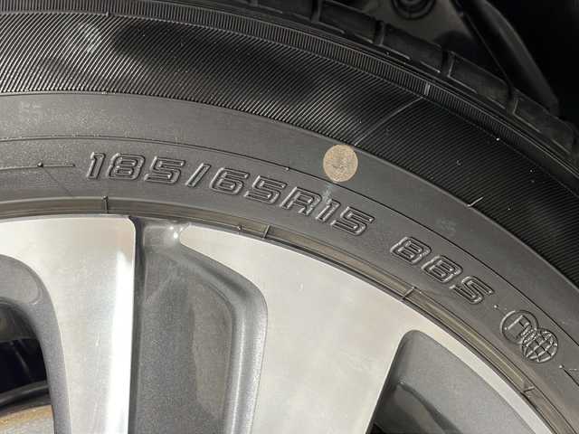 ホンダ フリード ハイブリット G 広島県 2022(令4)年 1万km スーパープラチナグレーメタリック 禁煙車/純正９型ナビ/シートヒーター/両側パワースライドドア/バックカメラ/ETC2.0/レーダークルーズコントロール/全方位ドラレコ/コーナーセンサー/衝突軽減/レーンキープアシスト/踏み間違い防止/LEDヘッドライト/純正15インチアルミホイール(185/65/R15)/エアバッグ(運転席/助手席)