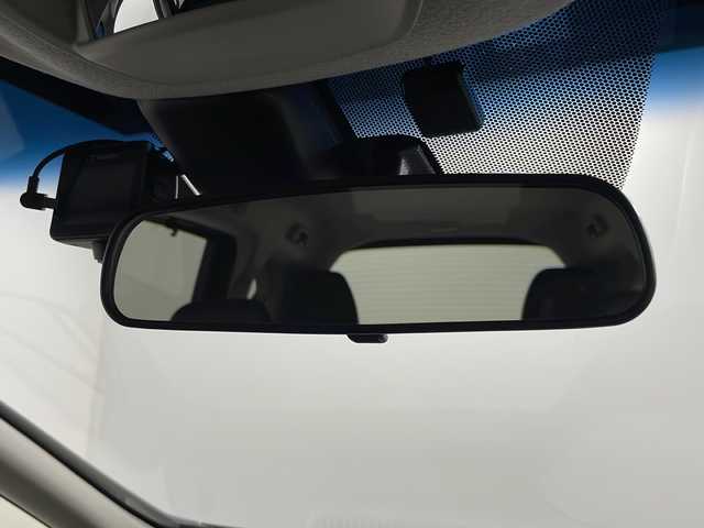 ホンダ フリード ハイブリット G 広島県 2022(令4)年 1万km スーパープラチナグレーメタリック 禁煙車/純正９型ナビ/シートヒーター/両側パワースライドドア/バックカメラ/ETC2.0/レーダークルーズコントロール/全方位ドラレコ/コーナーセンサー/衝突軽減/レーンキープアシスト/踏み間違い防止/LEDヘッドライト/純正15インチアルミホイール(185/65/R15)/エアバッグ(運転席/助手席)