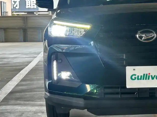 ダイハツ ロッキー G 静岡県 2020(令2)年 5.2万km レーザーブルークリスタルシャイン 純正９型ＳＤナビ/フルセグＴＶ/バックカメラ/ＢＴオーディオ/ＥＴＣ/レーダークルーズ/前席シートヒーター/スマートキー/プッシュスタート/ＬＥＤヘッド/LEDフォグランプ/ドアバイザー/パーキングセンサー/純正フロアマット/純正１７ＡＷ