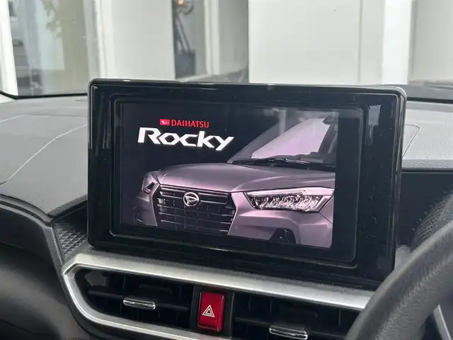 ダイハツ ロッキー G 静岡県 2020(令2)年 5.2万km レーザーブルークリスタルシャイン 純正９型ＳＤナビ/フルセグＴＶ/バックカメラ/ＢＴオーディオ/ＥＴＣ/レーダークルーズ/前席シートヒーター/スマートキー/プッシュスタート/ＬＥＤヘッド/LEDフォグランプ/ドアバイザー/パーキングセンサー/純正フロアマット/純正１７ＡＷ