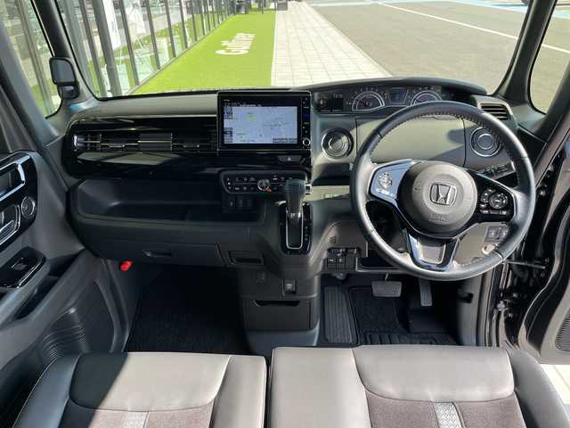 ホンダ Ｎ ＢＯＸ カスタム L ターボ 愛知県 2021(令3)年 1.7万km ミッドナイトブルービームM ホンダセンシング/純正8型ナビ/両側パワースライドドア/レーダークルーズコントロール/シートヒーター/バックカメラ/コーナーセンサー/LEDヘッドライト/純正アルミホイール/パドルシフト/ETC/衝突軽減システム/CD DVD/Bluetooth/ステアリングスイッチ/スマートキー/プッシュスタート