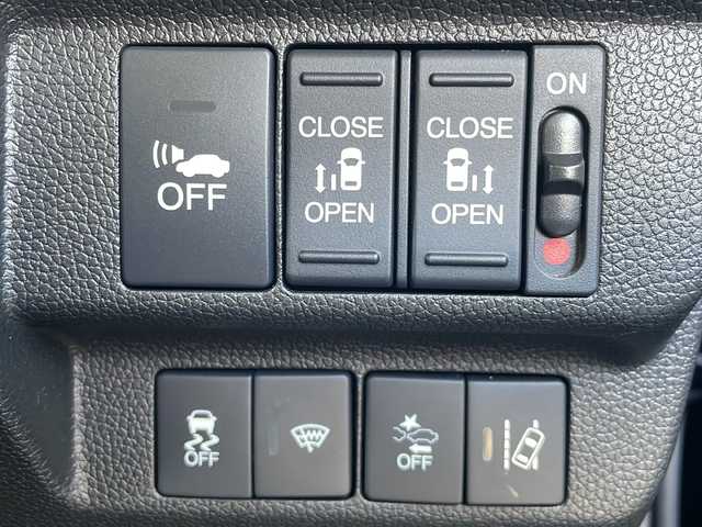 ホンダ フリード＋ ハイブリット G ホンダセンシング 青森県 2019(平31)年 9.2万km プレミアムスパークルブラックパール 4WD/寒冷地仕様/社外SDナビ・フルセグTV/バックカメラ/両側パワースライドドア/前席シートヒーター/衝突軽減ブレーキ/追従クルーズコントロール/レーンキープアシスト/熱線入りフロントウインドウ/純正エンジンスターター/ビルトインETC/後席ロールサンシェード/LEDヘッドライト/社外15インチアルミ