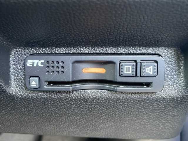 ホンダ フリード＋ ハイブリット G ホンダセンシング 青森県 2019(平31)年 9.2万km プレミアムスパークルブラックパール 4WD/寒冷地仕様/社外SDナビ・フルセグTV/バックカメラ/両側パワースライドドア/前席シートヒーター/衝突軽減ブレーキ/追従クルーズコントロール/レーンキープアシスト/熱線入りフロントウインドウ/純正エンジンスターター/ビルトインETC/後席ロールサンシェード/LEDヘッドライト/社外15インチアルミ